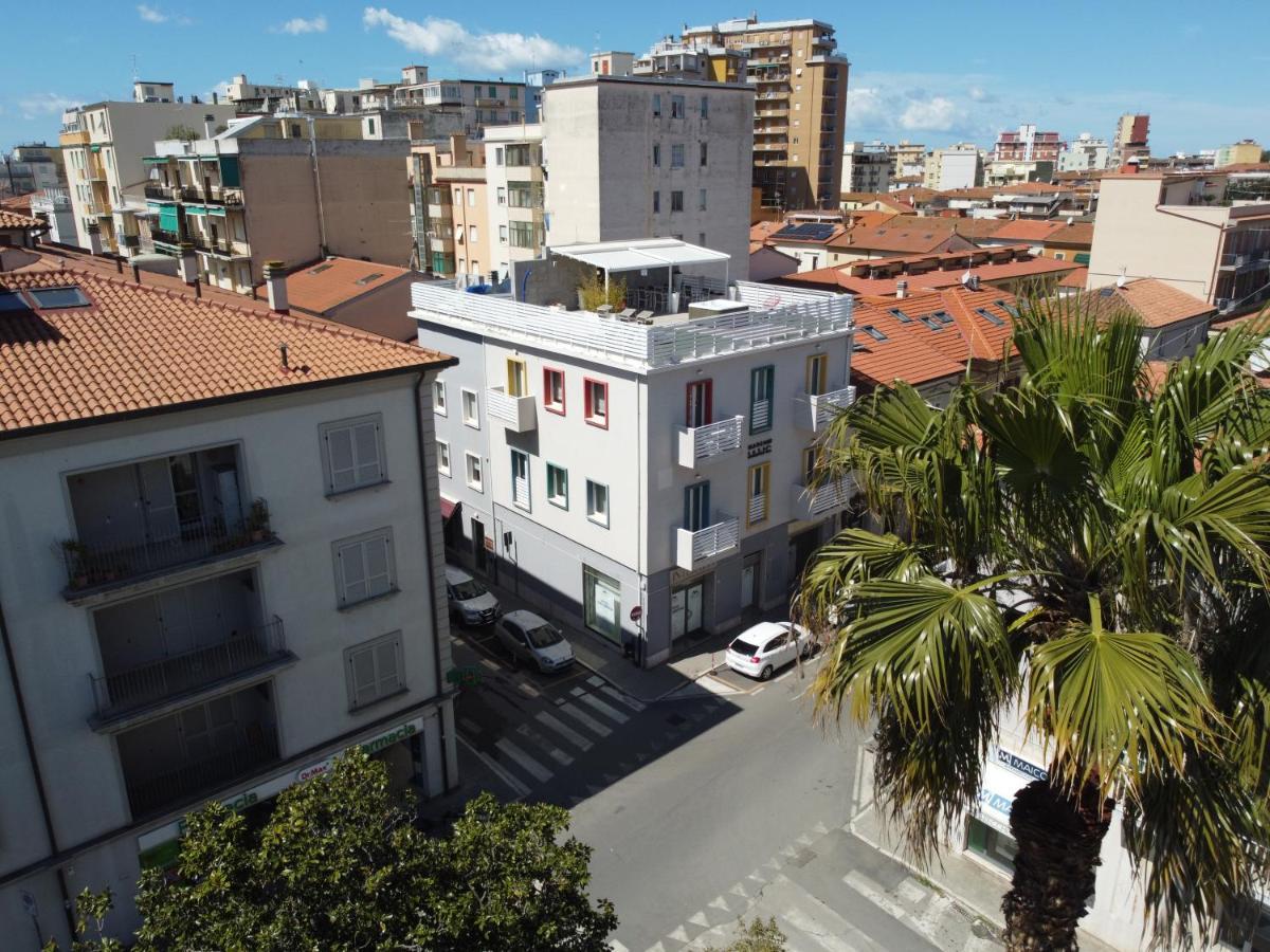 Marconi 1935 Bed & Breakfast Follonica Bagian luar foto