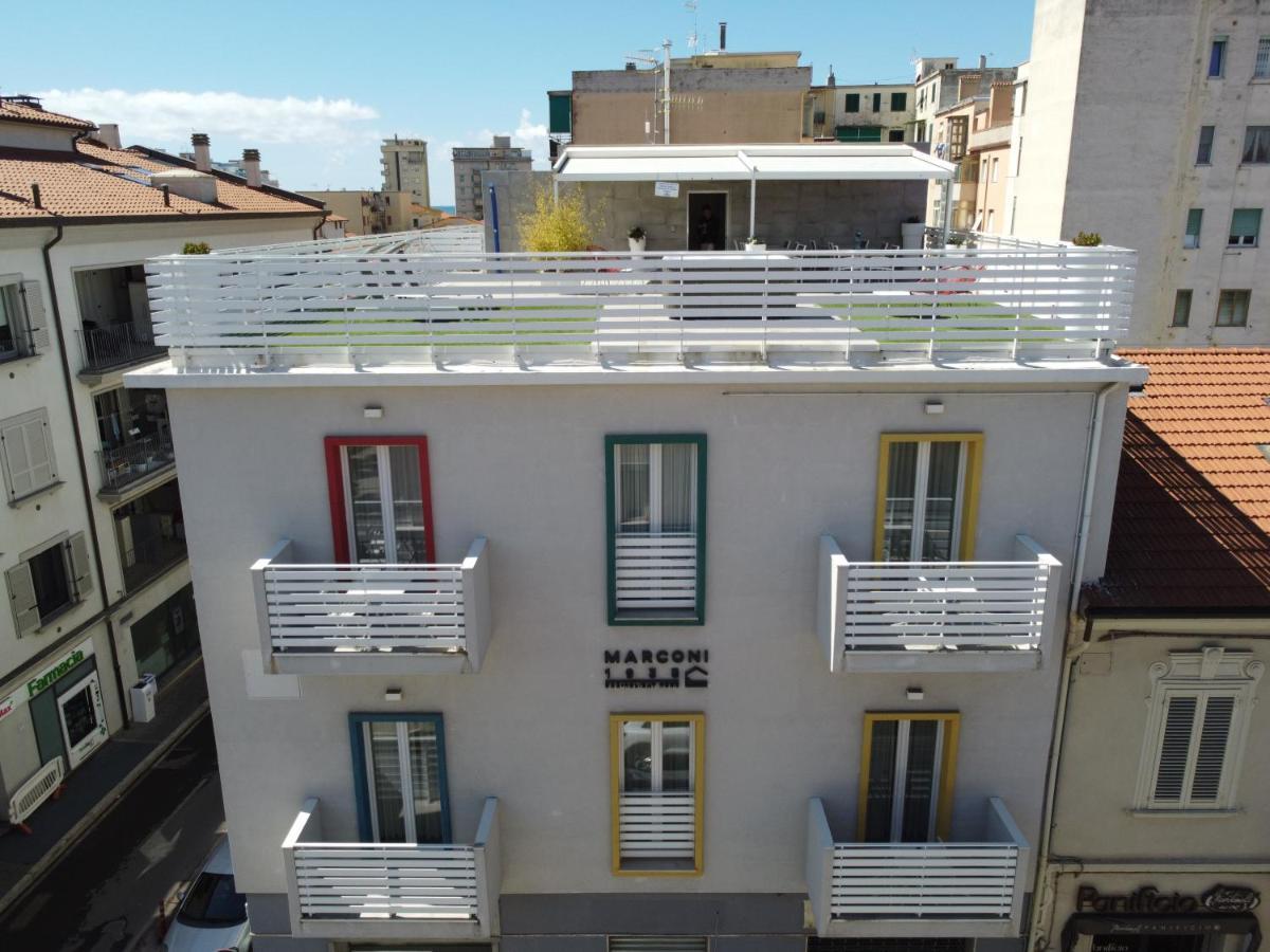 Marconi 1935 Bed & Breakfast Follonica Bagian luar foto